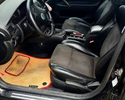 Черный Фольксваген Пассат, объемом двигателя 1.8 л и пробегом 233 тыс. км за 5700 $, фото 12 на Automoto.ua