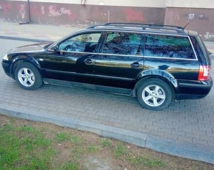 Черный Фольксваген Пассат, объемом двигателя 1.6 л и пробегом 200 тыс. км за 4400 $, фото 11 на Automoto.ua