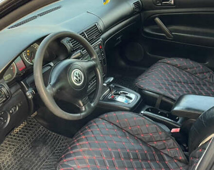 Черный Фольксваген Пассат, объемом двигателя 1.9 л и пробегом 250 тыс. км за 3999 $, фото 16 на Automoto.ua