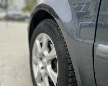 Чорний Фольксваген Пассат, об'ємом двигуна 1.9 л та пробігом 353 тис. км за 4400 $, фото 18 на Automoto.ua