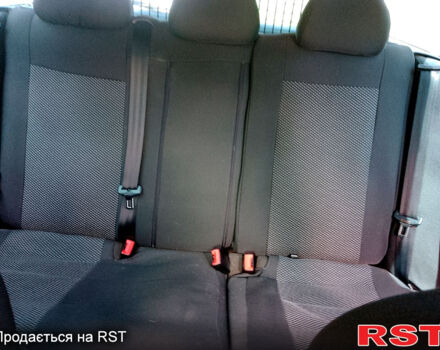 Черный Фольксваген Пассат, объемом двигателя 1.6 л и пробегом 259 тыс. км за 4700 $, фото 9 на Automoto.ua