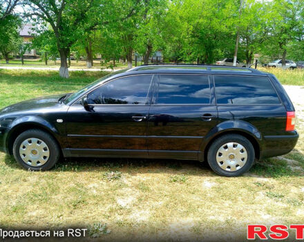 Черный Фольксваген Пассат, объемом двигателя 1.6 л и пробегом 259 тыс. км за 4700 $, фото 7 на Automoto.ua