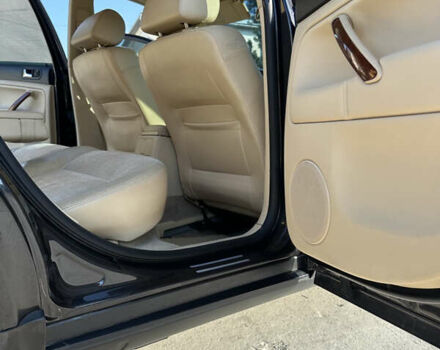 Черный Фольксваген Пассат, объемом двигателя 1.9 л и пробегом 290 тыс. км за 4700 $, фото 27 на Automoto.ua