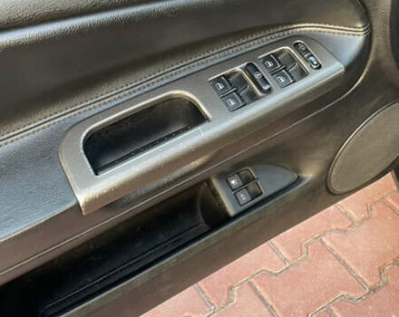 Черный Фольксваген Пассат, объемом двигателя 1.9 л и пробегом 250 тыс. км за 3999 $, фото 11 на Automoto.ua