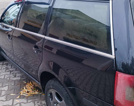 Чорний Фольксваген Пассат, об'ємом двигуна 1.9 л та пробігом 401 тис. км за 4759 $, фото 4 на Automoto.ua