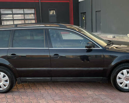 Черный Фольксваген Пассат, объемом двигателя 1.9 л и пробегом 250 тыс. км за 3999 $, фото 4 на Automoto.ua