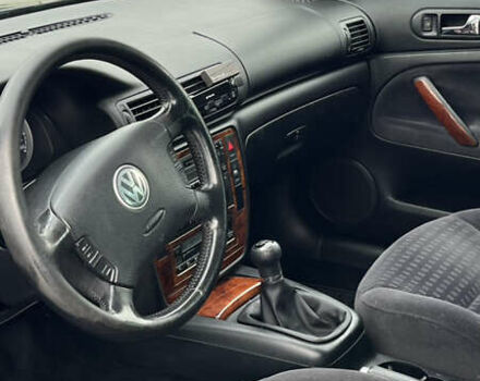 Чорний Фольксваген Пассат, об'ємом двигуна 1.9 л та пробігом 353 тис. км за 4400 $, фото 17 на Automoto.ua