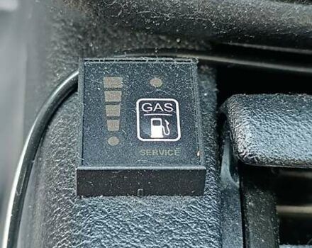 Черный Фольксваген Пассат, объемом двигателя 1.6 л и пробегом 306 тыс. км за 5300 $, фото 26 на Automoto.ua