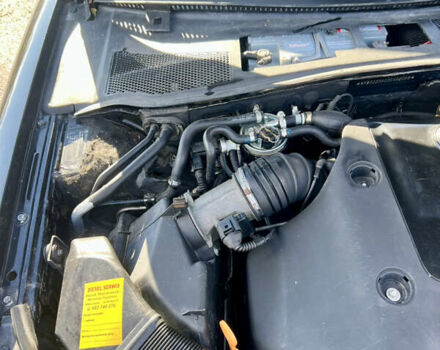 Чорний Фольксваген Пассат, об'ємом двигуна 2.5 л та пробігом 318 тис. км за 4199 $, фото 13 на Automoto.ua