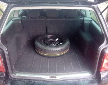 Черный Фольксваген Пассат, объемом двигателя 1.6 л и пробегом 200 тыс. км за 4400 $, фото 14 на Automoto.ua