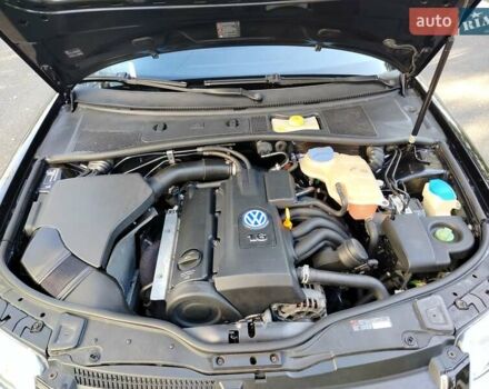 Черный Фольксваген Пассат, объемом двигателя 1.6 л и пробегом 228 тыс. км за 4990 $, фото 17 на Automoto.ua