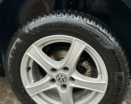 Черный Фольксваген Пассат, объемом двигателя 1.8 л и пробегом 300 тыс. км за 4900 $, фото 4 на Automoto.ua