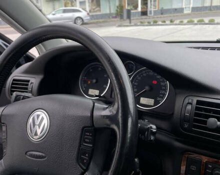 Чорний Фольксваген Пассат, об'ємом двигуна 1.9 л та пробігом 353 тис. км за 4400 $, фото 5 на Automoto.ua