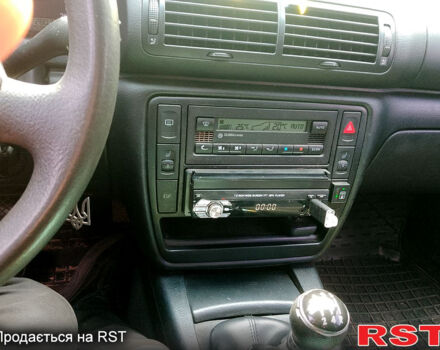 Черный Фольксваген Пассат, объемом двигателя 1.6 л и пробегом 259 тыс. км за 4700 $, фото 2 на Automoto.ua