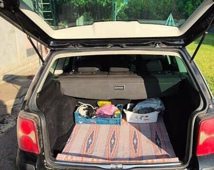 Черный Фольксваген Пассат, объемом двигателя 1.6 л и пробегом 296 тыс. км за 5200 $, фото 4 на Automoto.ua