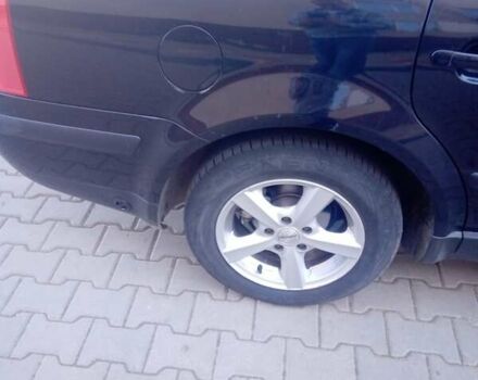 Черный Фольксваген Пассат, объемом двигателя 1.6 л и пробегом 200 тыс. км за 4400 $, фото 2 на Automoto.ua