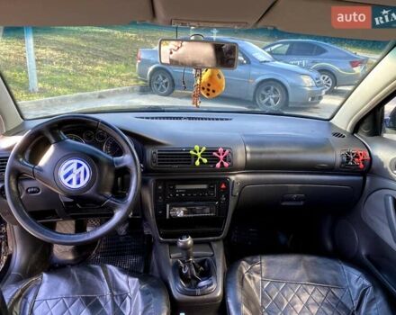 Чорний Фольксваген Пассат, об'ємом двигуна 1.9 л та пробігом 377 тис. км за 3700 $, фото 11 на Automoto.ua