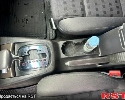 Черный Фольксваген Пассат, объемом двигателя 1.9 л и пробегом 223 тыс. км за 4500 $, фото 12 на Automoto.ua