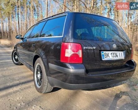 Черный Фольксваген Пассат, объемом двигателя 1.78 л и пробегом 229 тыс. км за 5500 $, фото 1 на Automoto.ua
