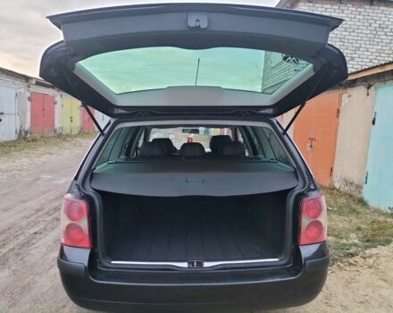 Чорний Фольксваген Пассат, об'ємом двигуна 1.9 л та пробігом 300 тис. км за 5000 $, фото 4 на Automoto.ua