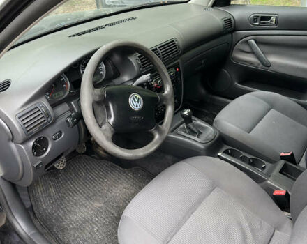 Черный Фольксваген Пассат, объемом двигателя 1.6 л и пробегом 249 тыс. км за 4600 $, фото 23 на Automoto.ua