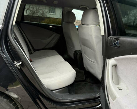 Черный Фольксваген Пассат, объемом двигателя 2 л и пробегом 350 тыс. км за 5850 $, фото 19 на Automoto.ua