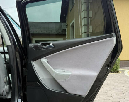 Черный Фольксваген Пассат, объемом двигателя 2 л и пробегом 350 тыс. км за 5850 $, фото 18 на Automoto.ua