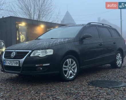 Черный Фольксваген Пассат, объемом двигателя 2 л и пробегом 317 тыс. км за 5450 $, фото 1 на Automoto.ua