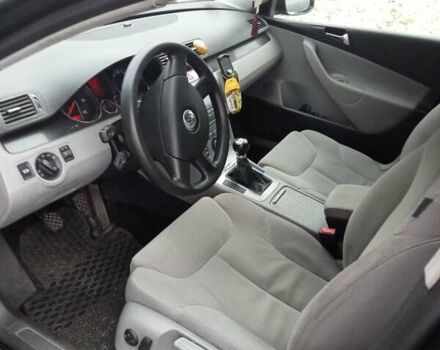 Черный Фольксваген Пассат, объемом двигателя 2 л и пробегом 298 тыс. км за 6500 $, фото 1 на Automoto.ua