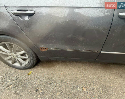 Чорний Фольксваген Пассат, об'ємом двигуна 2 л та пробігом 500 тис. км за 3500 $, фото 1 на Automoto.ua