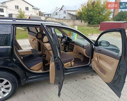 Черный Фольксваген Пассат, объемом двигателя 1.9 л и пробегом 300 тыс. км за 4499 $, фото 35 на Automoto.ua
