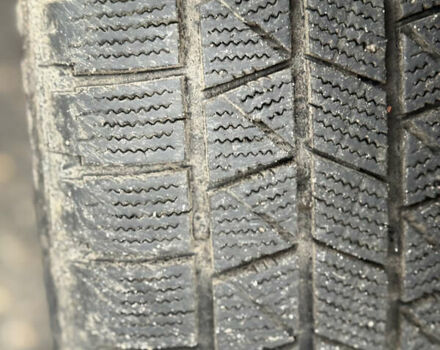 Черный Фольксваген Пассат, объемом двигателя 1.97 л и пробегом 321 тыс. км за 5999 $, фото 18 на Automoto.ua