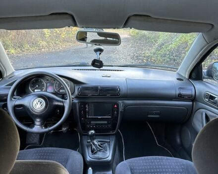 Черный Фольксваген Пассат, объемом двигателя 1.9 л и пробегом 230 тыс. км за 2799 $, фото 9 на Automoto.ua