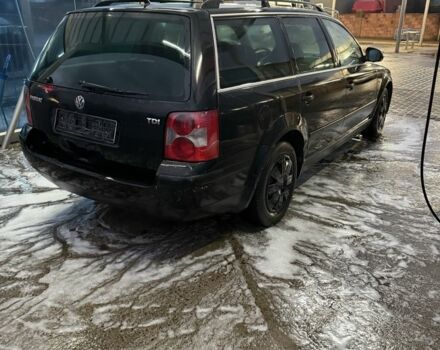 Чорний Фольксваген Пассат, об'ємом двигуна 1.9 л та пробігом 300 тис. км за 1999 $, фото 2 на Automoto.ua