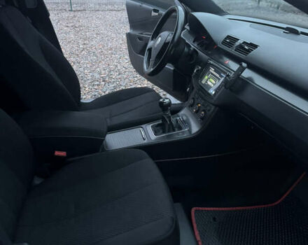 Черный Фольксваген Пассат, объемом двигателя 2 л и пробегом 317 тыс. км за 5450 $, фото 47 на Automoto.ua