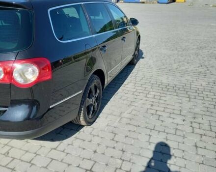 Чорний Фольксваген Пассат, об'ємом двигуна 1.6 л та пробігом 321 тис. км за 4800 $, фото 8 на Automoto.ua