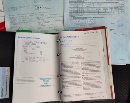 Черный Фольксваген Пассат, объемом двигателя 1.6 л и пробегом 243 тыс. км за 6799 $, фото 75 на Automoto.ua