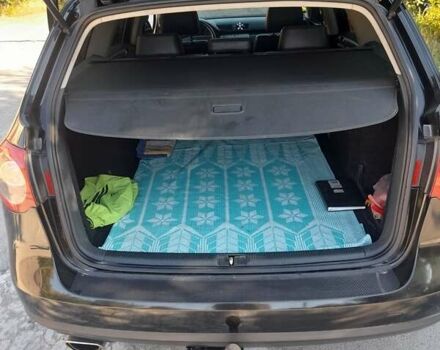 Черный Фольксваген Пассат, объемом двигателя 1.98 л и пробегом 245 тыс. км за 6000 $, фото 13 на Automoto.ua