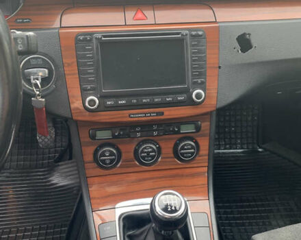 Черный Фольксваген Пассат, объемом двигателя 1.97 л и пробегом 274 тыс. км за 6500 $, фото 17 на Automoto.ua