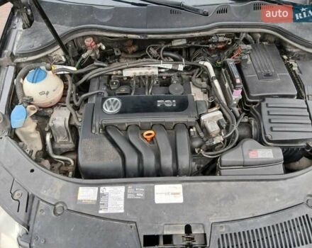 Черный Фольксваген Пассат, объемом двигателя 2 л и пробегом 290 тыс. км за 5200 $, фото 18 на Automoto.ua