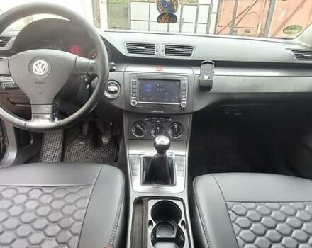 Черный Фольксваген Пассат, объемом двигателя 1.9 л и пробегом 330 тыс. км за 5800 $, фото 6 на Automoto.ua