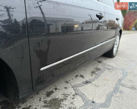 Черный Фольксваген Пассат, объемом двигателя 1.9 л и пробегом 300 тыс. км за 2400 $, фото 10 на Automoto.ua