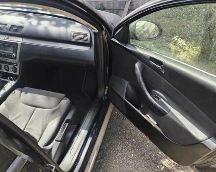 Черный Фольксваген Пассат, объемом двигателя 2 л и пробегом 400 тыс. км за 2611 $, фото 5 на Automoto.ua