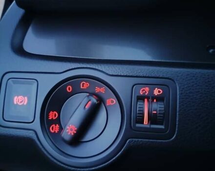 Черный Фольксваген Пассат, объемом двигателя 1.6 л и пробегом 243 тыс. км за 6799 $, фото 47 на Automoto.ua