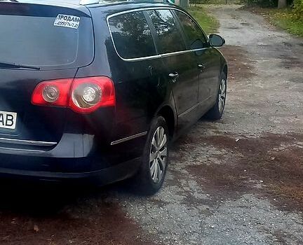 Черный Фольксваген Пассат, объемом двигателя 2 л и пробегом 235 тыс. км за 5500 $, фото 3 на Automoto.ua