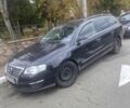 Черный Фольксваген Пассат, объемом двигателя 2 л и пробегом 321 тыс. км за 1400 $, фото 1 на Automoto.ua