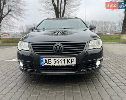 Чорний Фольксваген Пассат, об'ємом двигуна 1.6 л та пробігом 180 тис. км за 5500 $, фото 2 на Automoto.ua