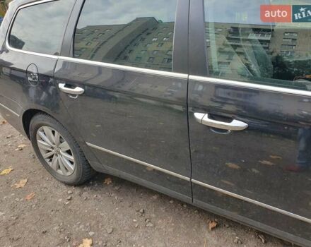 Черный Фольксваген Пассат, объемом двигателя 1.97 л и пробегом 250 тыс. км за 3999 $, фото 9 на Automoto.ua