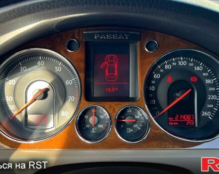 Черный Фольксваген Пассат, объемом двигателя 1.6 л и пробегом 220 тыс. км за 6000 $, фото 7 на Automoto.ua