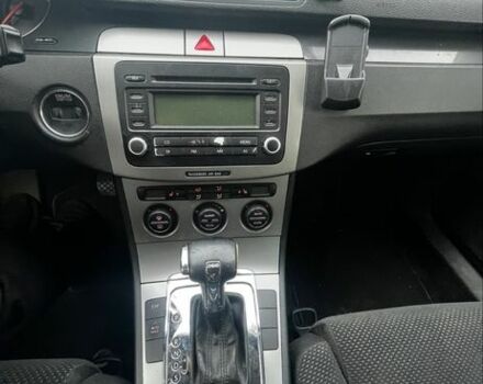 Черный Фольксваген Пассат, объемом двигателя 2 л и пробегом 239 тыс. км за 2257 $, фото 5 на Automoto.ua